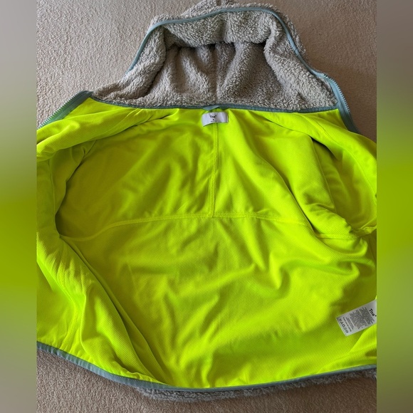 TNA Cream Sherpa Hoodie - Picture 7 of 12